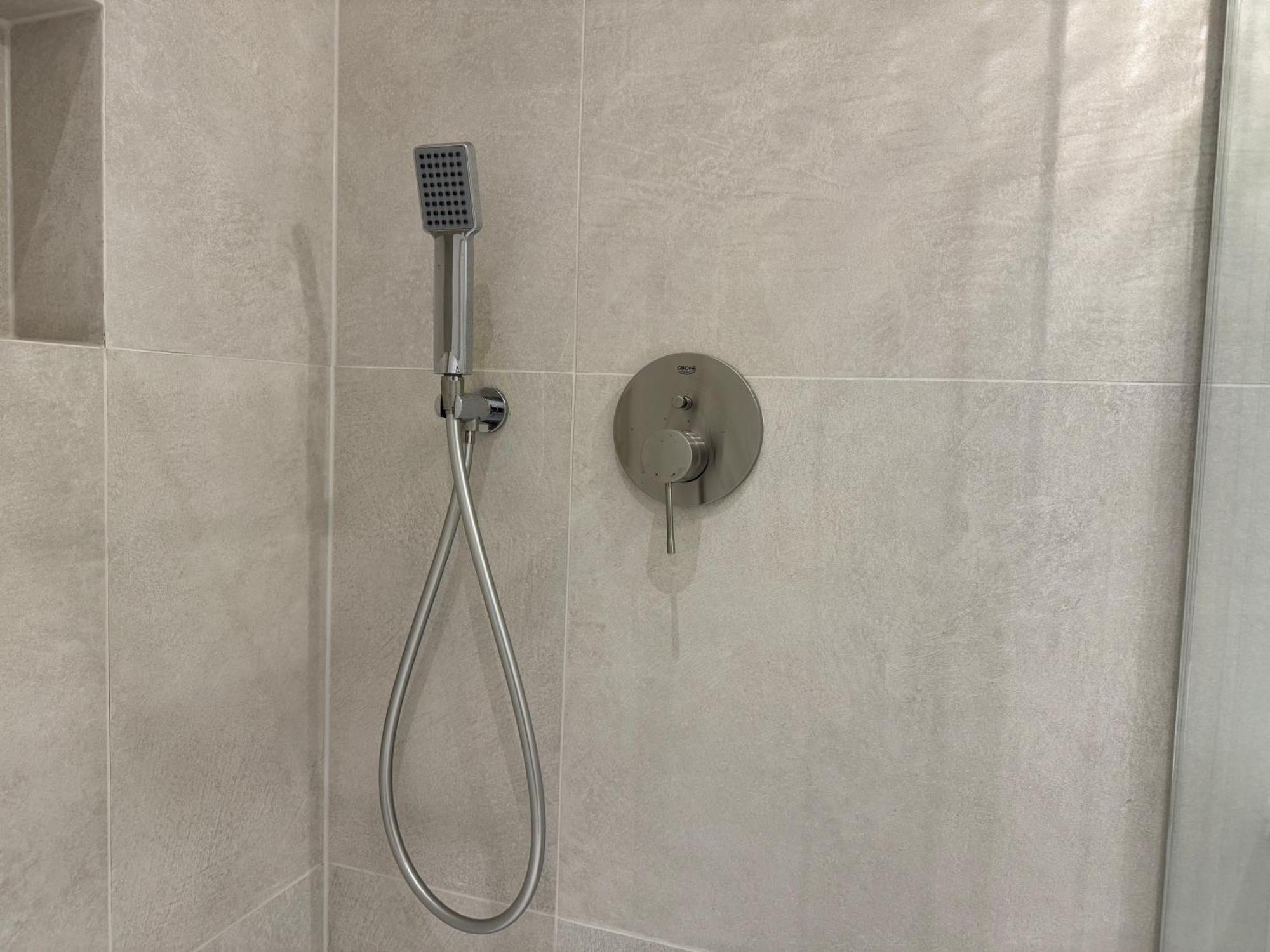 Renovated Premium Apartment